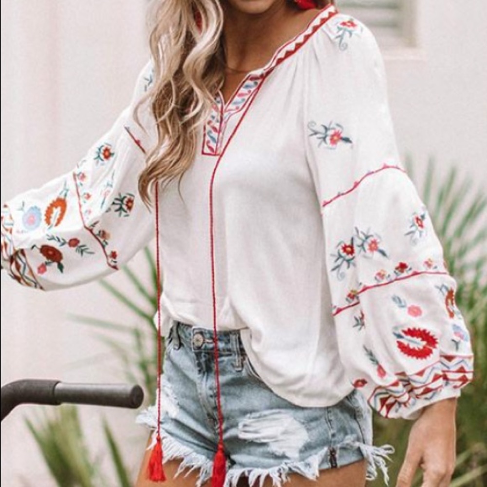 IMPRESSIONS SEASIDE SWEETHEART EMBROIDERED SHIRT